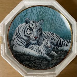 Franklin Mint, White Tigers, Limited Edition Collectors Plate
